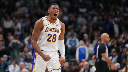 永利平台-八村塁：我们的化学反应帮球队取得成功 让我们撑完整个赛季