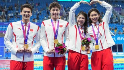 永利平台-男女混合泳中国全主力出战 再破亚运纪录夺冠