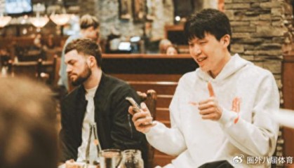 永利游戏-杨瀚森G联赛收官夜请全队涮火锅|NBA|波特兰开拓者队|杨翰森|篮板|开拓者_新浪体育_新浪新闻