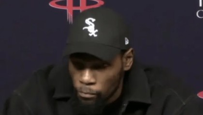 杜兰特谈总得分即将超越诺维茨基：我想像他们一样坚持下去